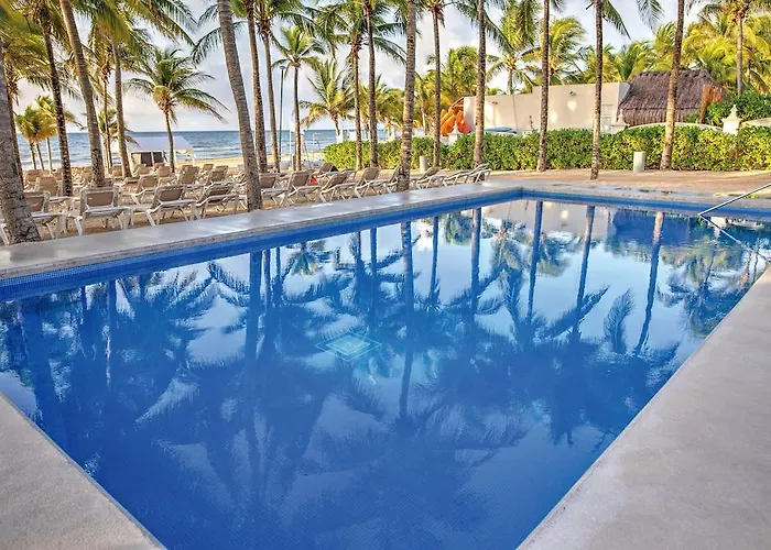 Hotel Riu Lupita 3*